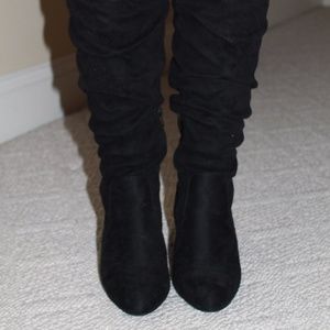 Sketchers Black Heel Boot